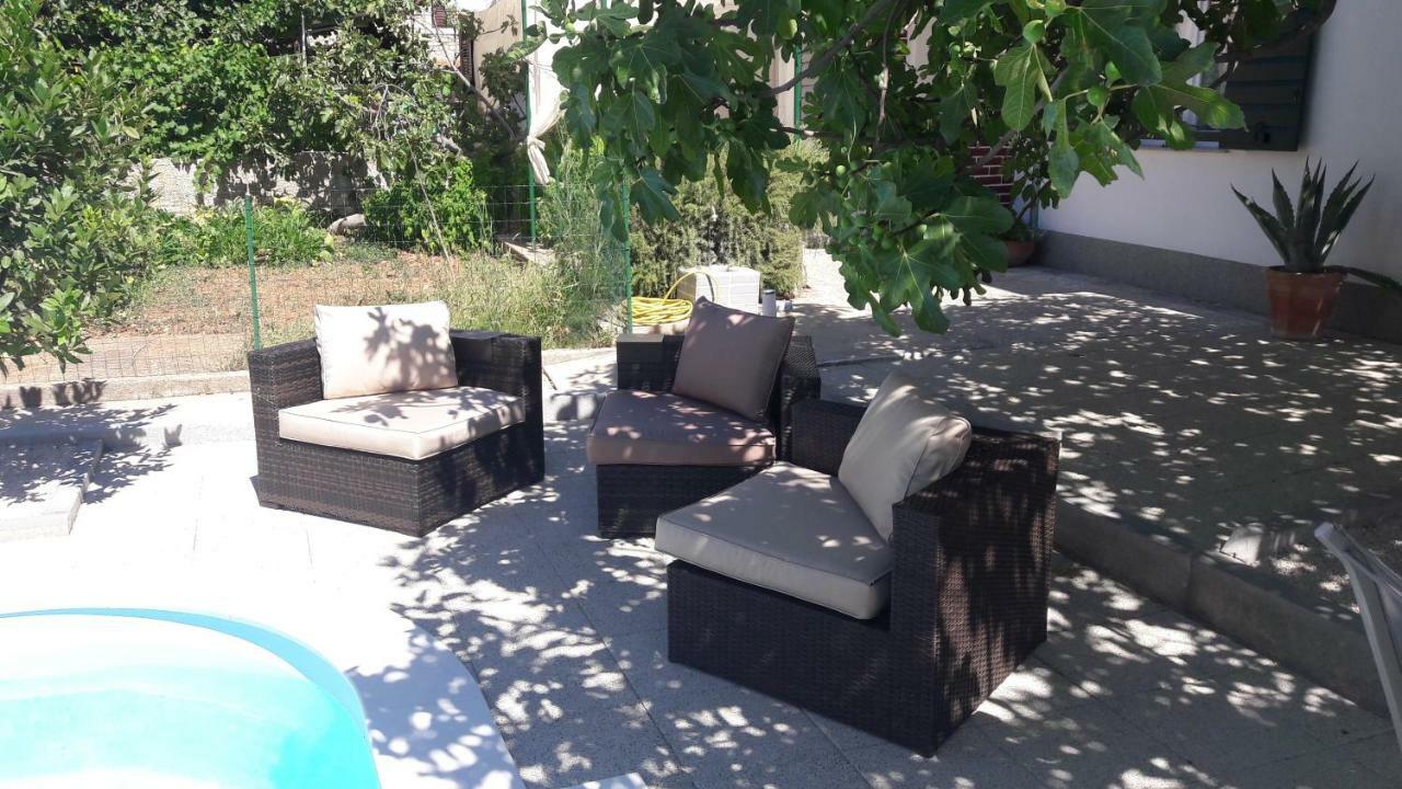 Stars Palace - Apartments And Rooms Jezera Bagian luar foto